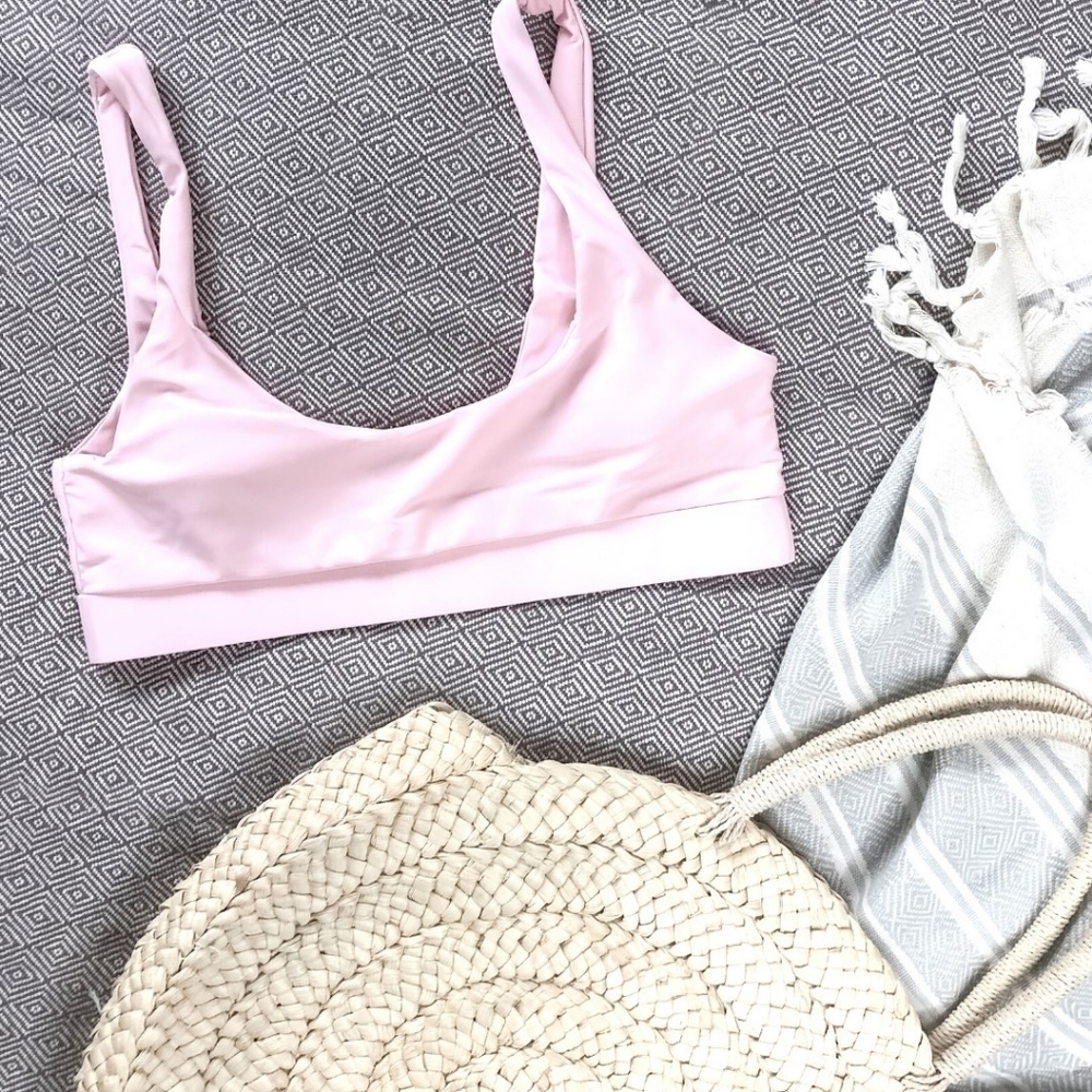 Athletic Scoop Bikini Top Black NWT - Picture 14 of 15